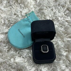RARE Authentic Tiffany and Co Great Gatsby ring